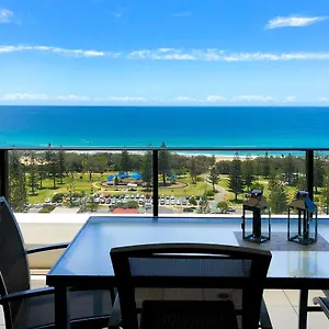 4* Resort Ultra Broadbeach