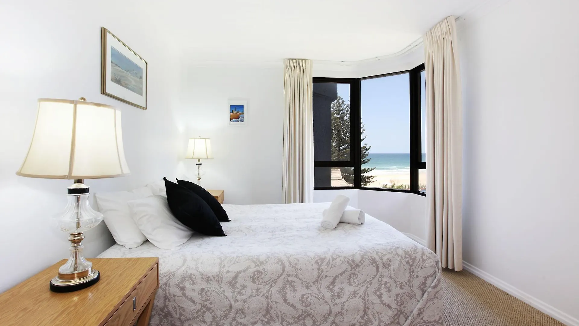 The Breakers Aparthotel Χρυσή Ακτή